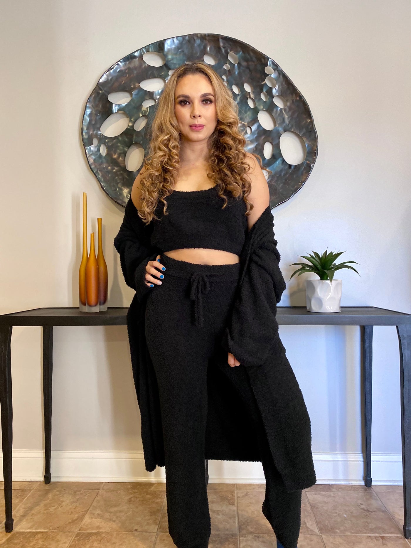 LOUNGE COLLECTION BLACK